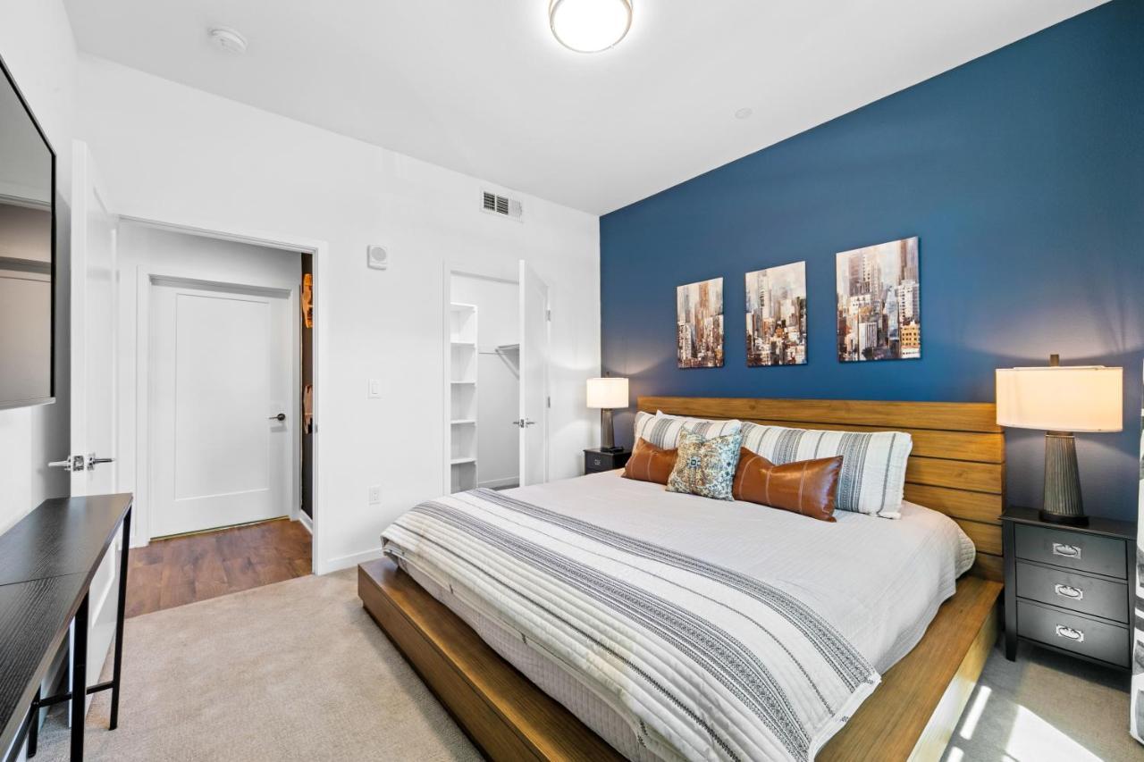Beverly Grove Chic City Oasis 2 Bedroom Apt With Den 138 Лос-Анджелес Екстер'єр фото