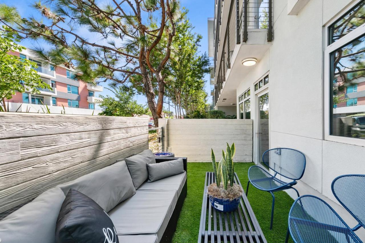 Beverly Grove Chic City Oasis 2 Bedroom Apt With Den 138 Лос-Анджелес Екстер'єр фото