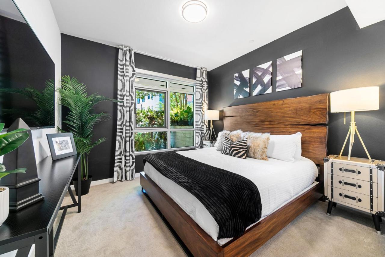 Beverly Grove Chic City Oasis 2 Bedroom Apt With Den 138 Лос-Анджелес Екстер'єр фото