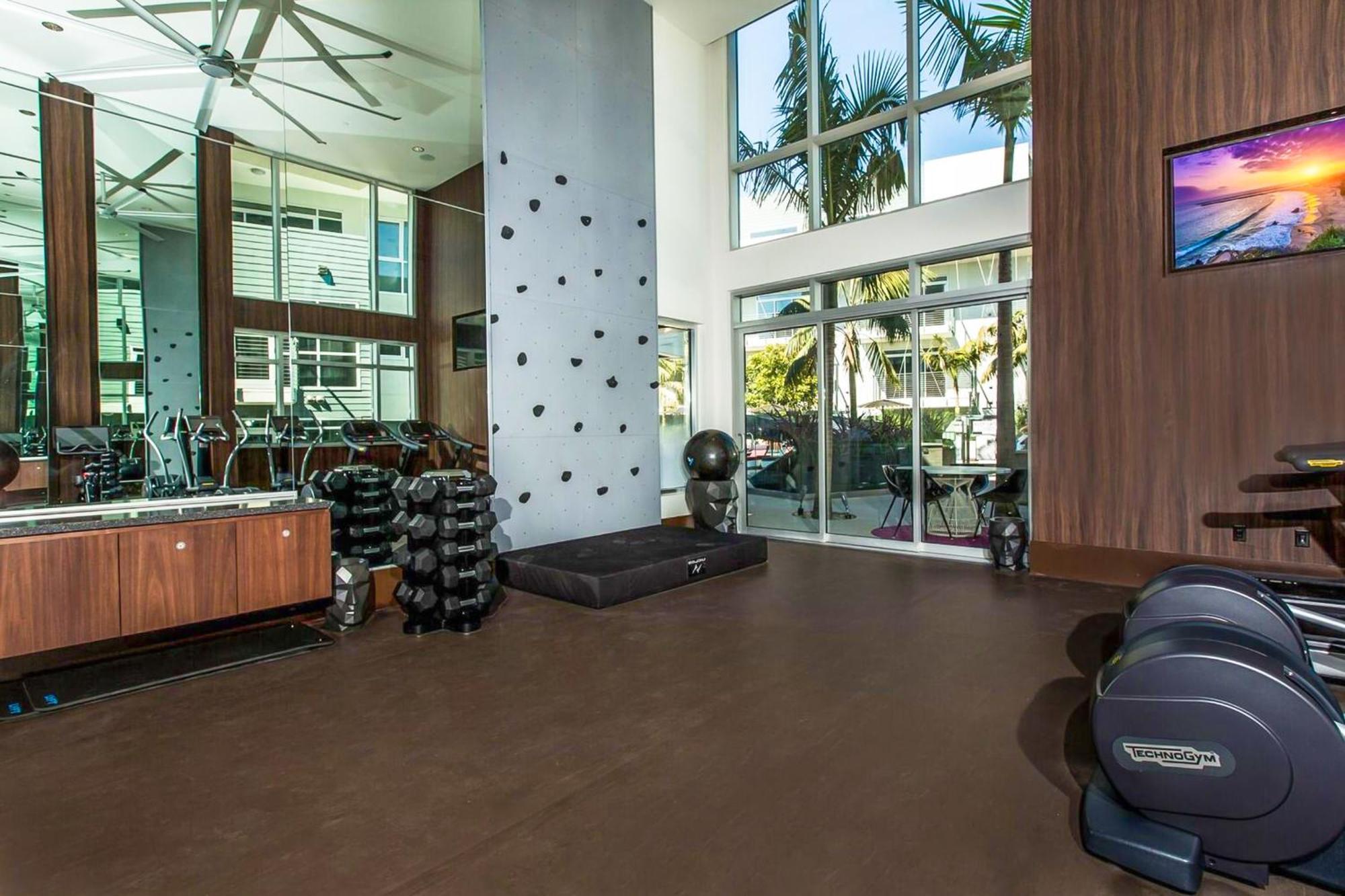 Beverly Grove Chic City Oasis 2 Bedroom Apt With Den 138 Лос-Анджелес Екстер'єр фото